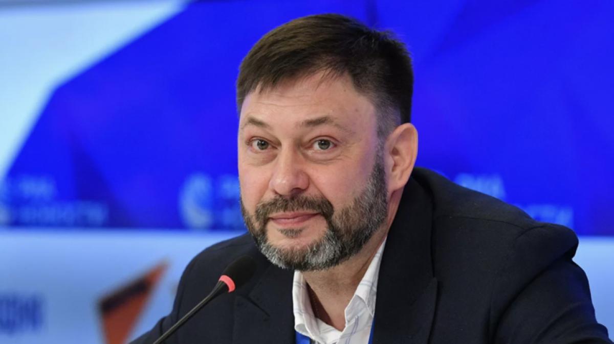 Кирилл Вышинский предложил разработать механизм страхования по оказанию юридической помощи за рубежом