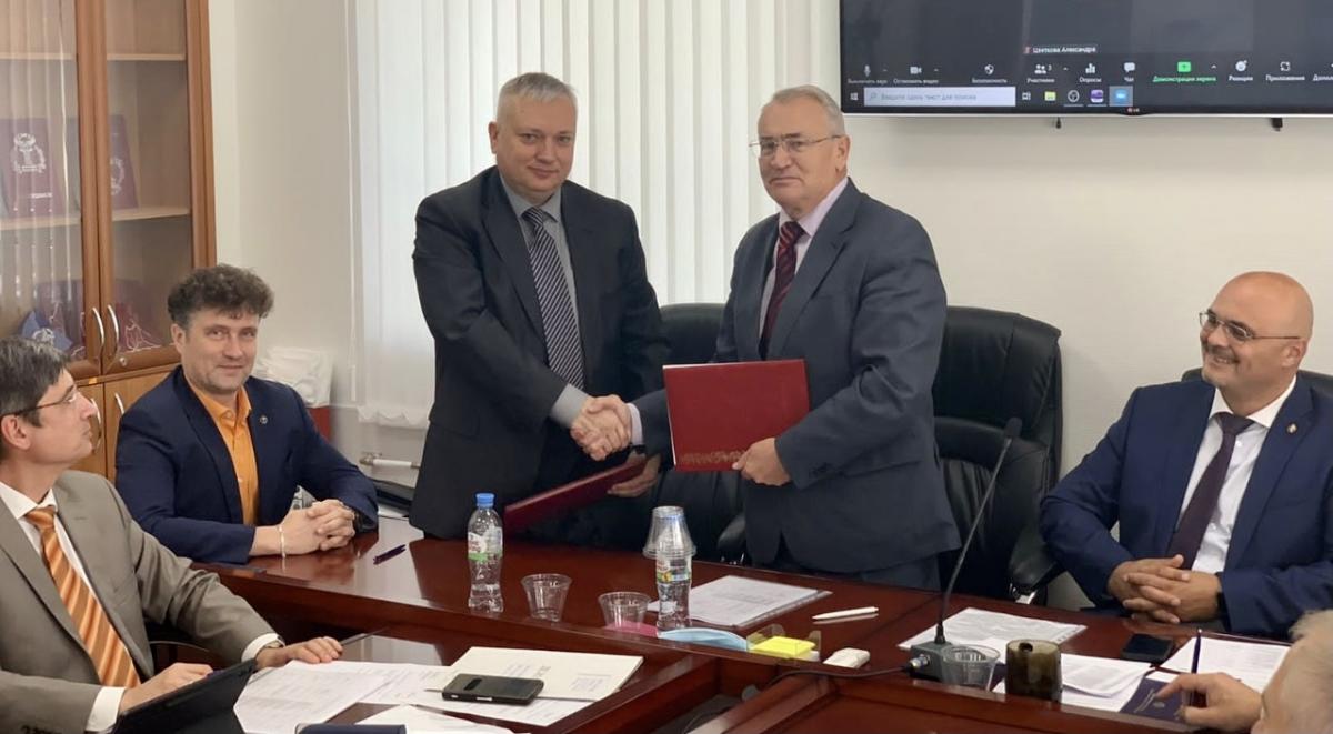 Фонд защиты Русского Мира и Международный союз (содружество) адвокатов заключили соглашение о сотрудничестве