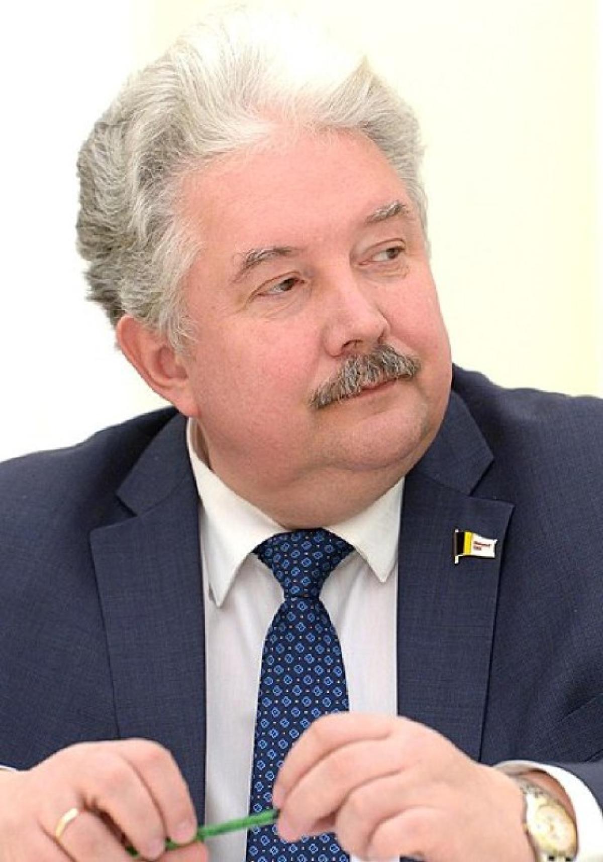 Доктор юридических наук, профессор, Заслуженный деятель науки Российской Федерации, Председатель Президиума Фонда…