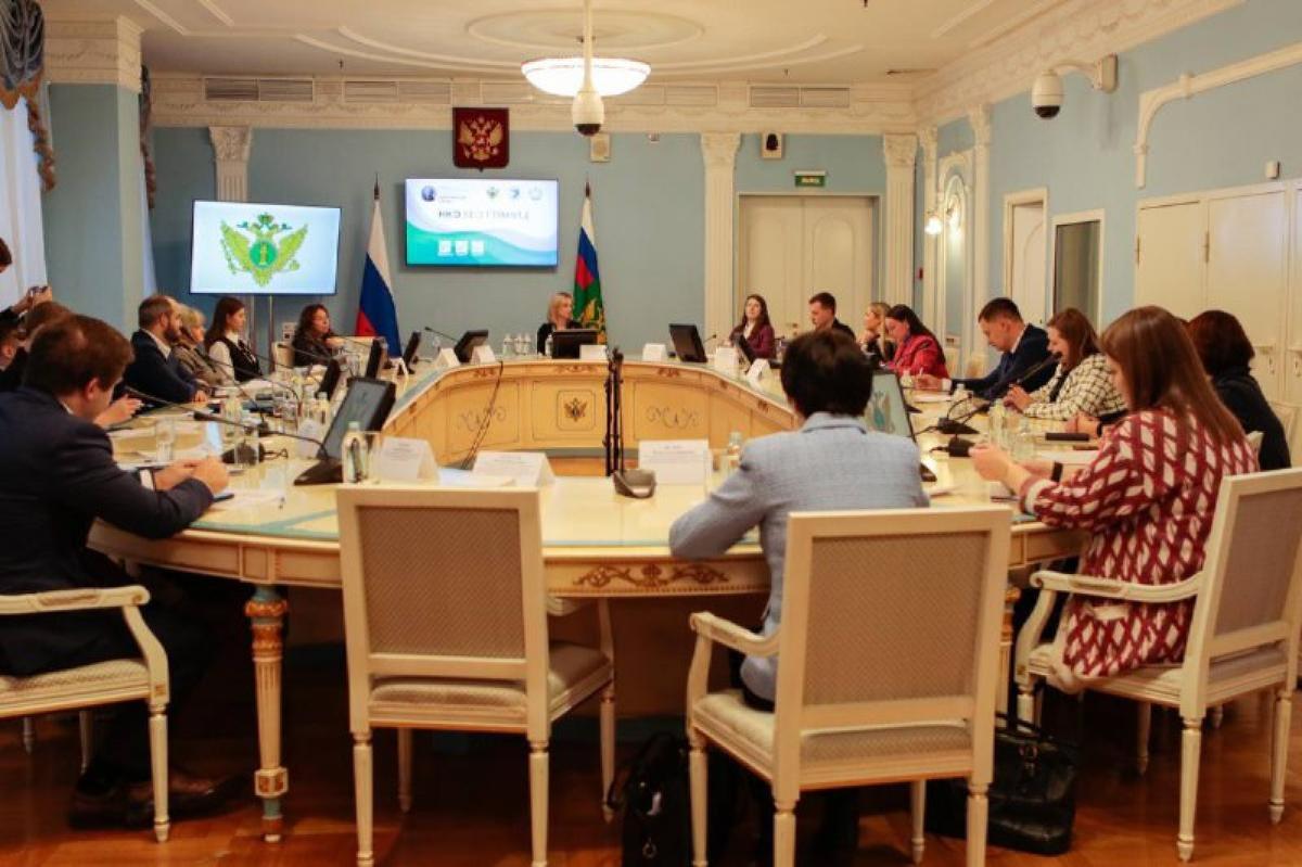 На Державинских чтениях рассмотрели вопросы совершенствования законодательства об НКО https://rus.fund/news/103/