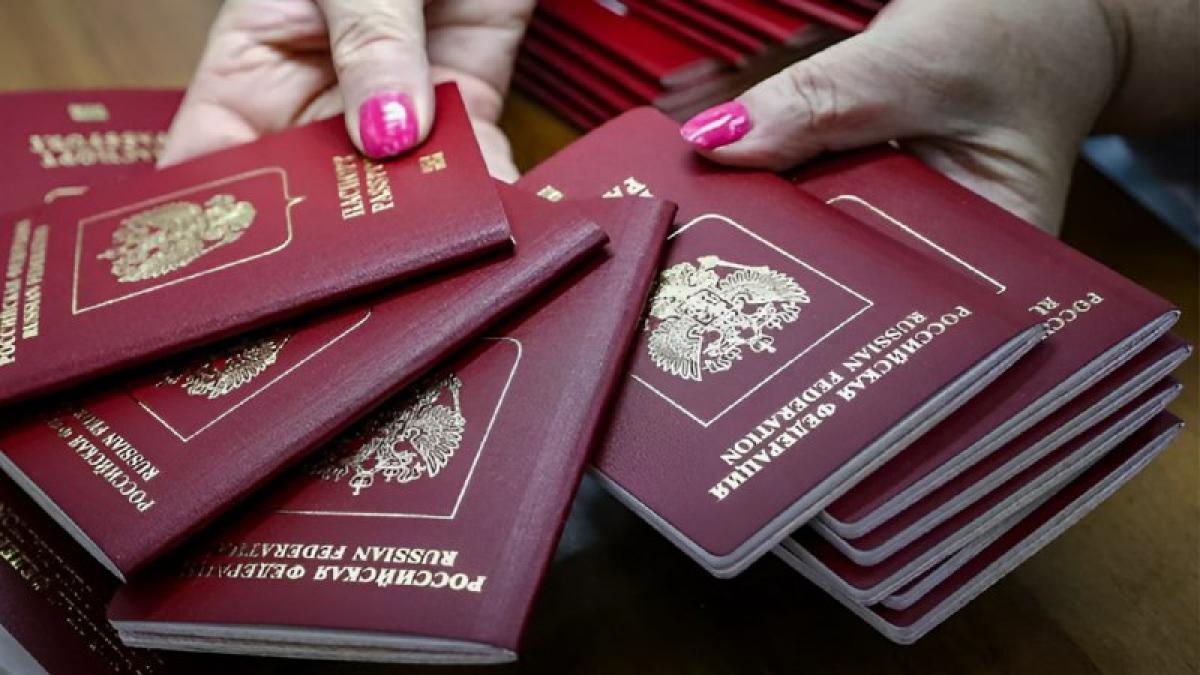 Эстония больше не признает российские небиометрические паспорта
